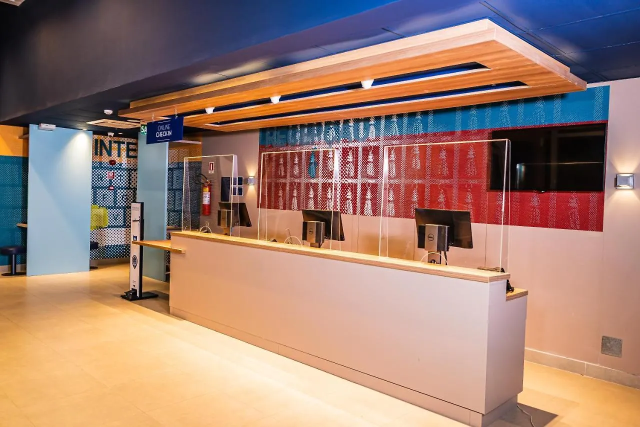 *** Hotel IBIS Budget FORTALEZA PRAIA DE IRACEMA Brasilien